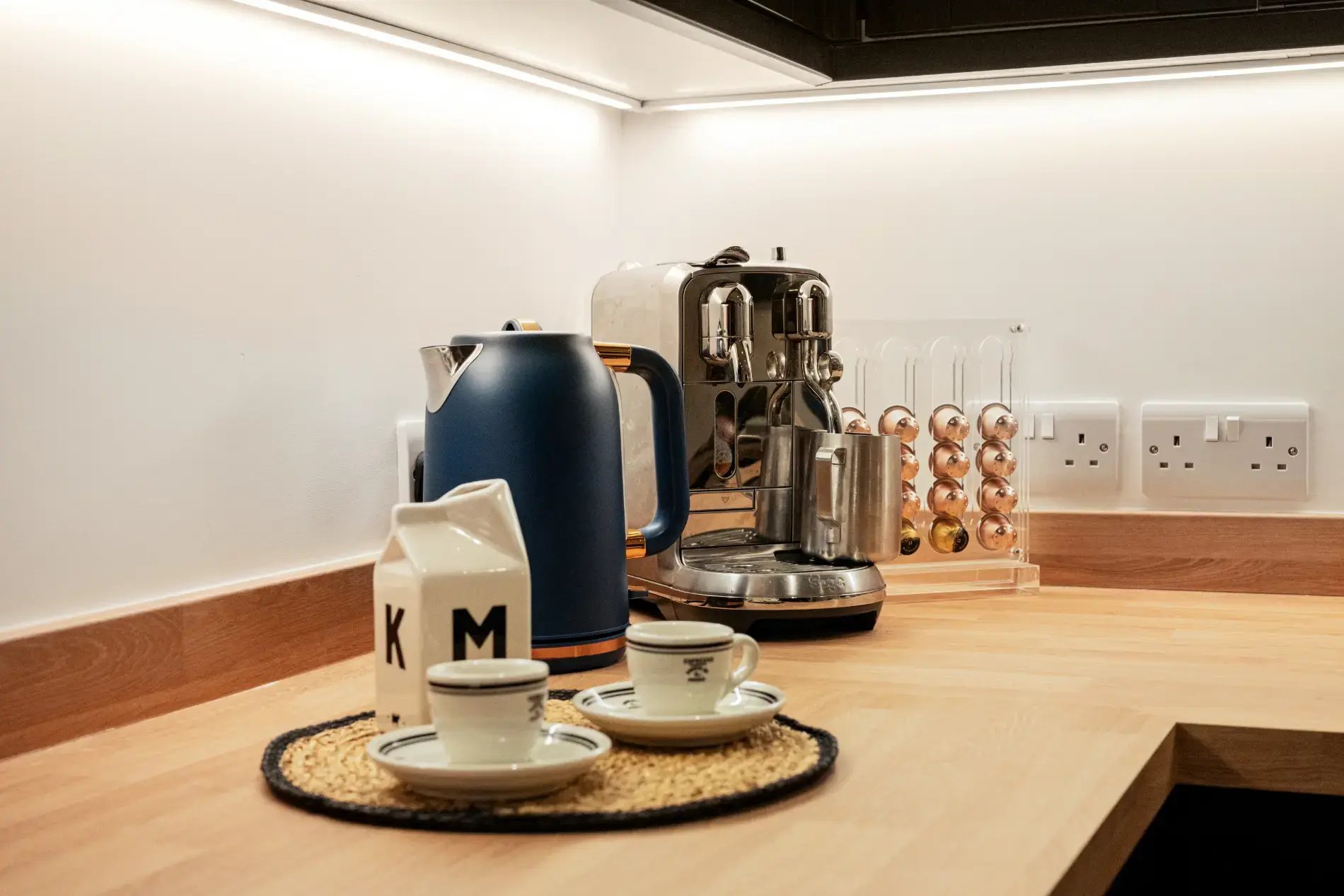 Boutique-homes-bawdlands-kitchen-10