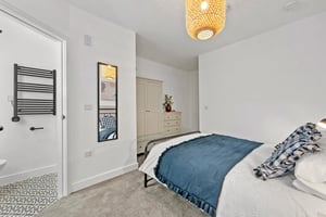 Boutique-homes-bawdlands-room-5b