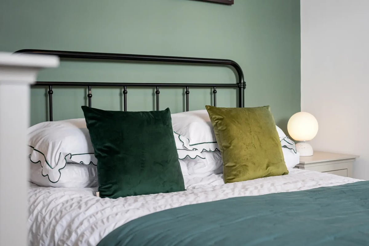 Boutique-homes-bawdlands-room-6d